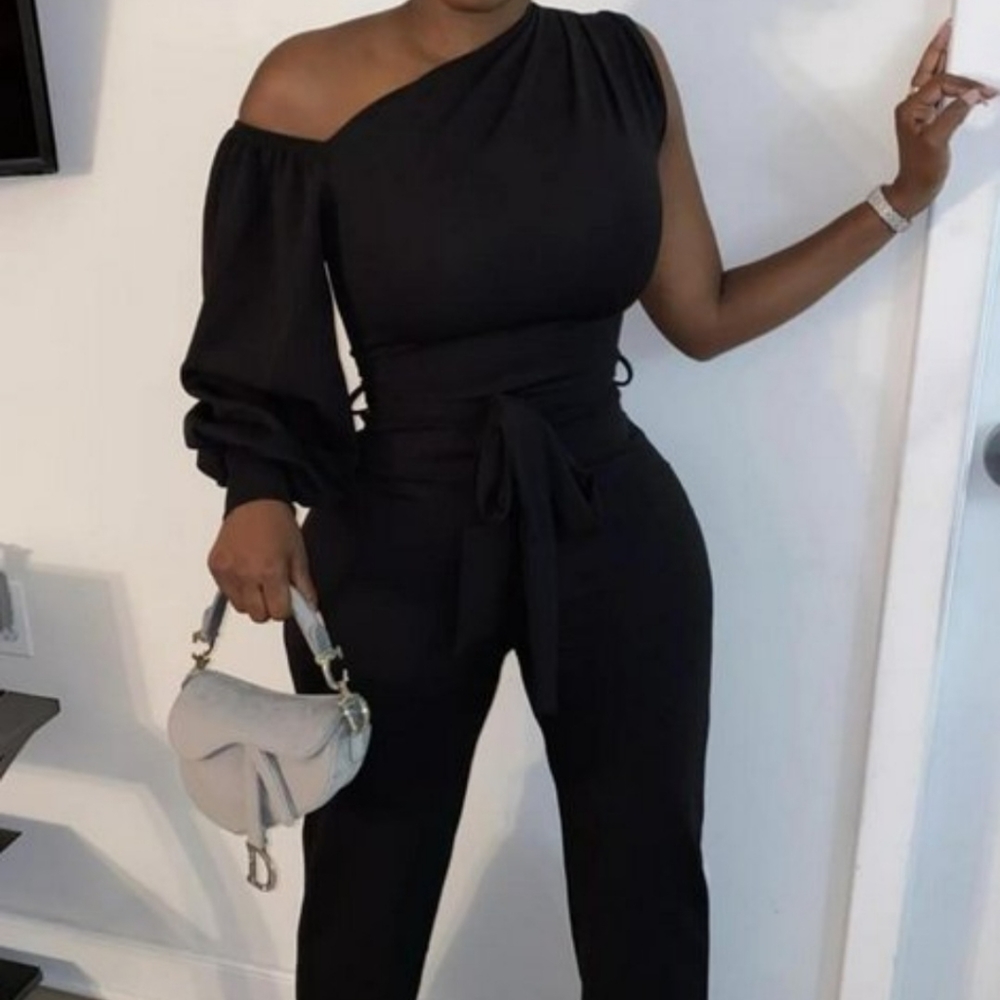 One should 1 piece jumper size L (10)